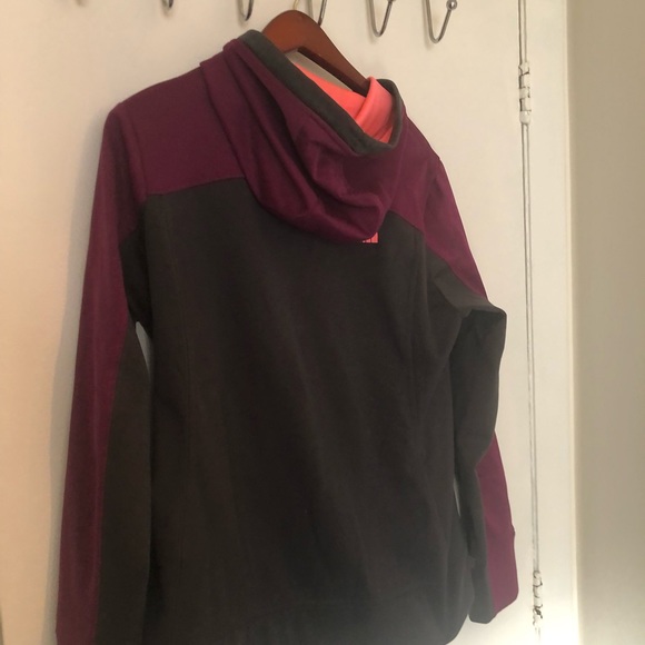 North Face Spring Jacket - Picture 2 of 8